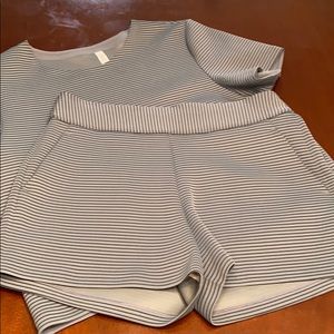 Lululemon shorts set